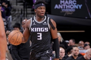 G联盟场均14.3分4.7板2.8助!Scotto:国王裁掉特伦斯-戴维斯 G联盟场均14.3分4.7板2.8助!Scotto:国王裁掉特伦斯-戴维斯