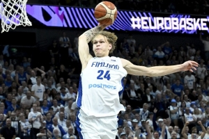 马尔卡宁谈穆里宁:天赋极高 18岁的我没他运动能力强 马尔卡宁谈穆里宁:天赋极高 18岁的我没他运动能力强