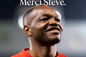 法国队致敬曼丹达:感谢所有扑救和无数国家队瞬间🙏💙 法国队致敬曼丹达:感谢所有扑救和无数国家队瞬间🙏💙