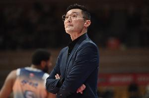 刘炜:已确定外援劳森+纳托尔 王薪凯有望加盟 会给冯傲上场时间 刘炜:已确定外援劳森+纳托尔 王薪凯有望加盟 会给冯傲上场时间