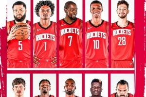 训练营在即!TA记者谈火箭核心问题:人员仍过剩?双塔真靠谱? 训练营在即!TA记者谈火箭核心问题:人员仍过剩?双塔真靠谱?