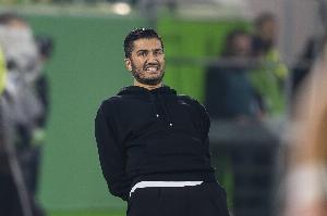 土媒:伊斯坦布尔与前多特主帅沙欣达成协议,下周一官宣执教 土媒:伊斯坦布尔与前多特主帅沙欣达成协议,下周一官宣执教