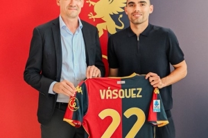 官方:热那亚与队长约翰-巴斯克斯续约至2028年 官方:热那亚与队长约翰-巴斯克斯续约至2028年