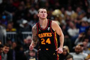 队记:尼克斯将与加里森-马修斯签下一份训练营合同 队记:尼克斯将与加里森-马修斯签下一份训练营合同