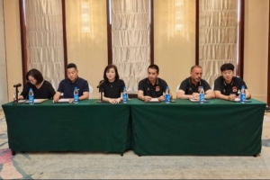 苏州东吴官方:免去徐恒总经理职务,改任副总经理兼竞训部经理 苏州东吴官方:免去徐恒总经理职务,改任副总经理兼竞训部经理