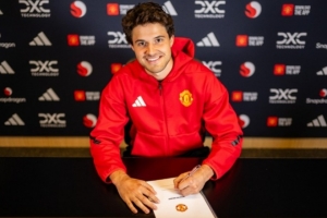 泰晤士:拉门斯是个扑点专家,有个随身笔记本记录球员射门习惯 泰晤士:拉门斯是个扑点专家,有个随身笔记本记录球员射门习惯