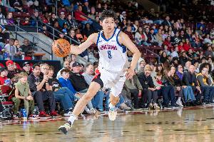 崔永熙:回到CBA不是坏事 只要我继续提升还会有机会再去NBA 崔永熙:回到CBA不是坏事 只要我继续提升还会有机会再去NBA