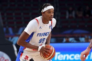 Shams:库利巴利接受右手拇指韧带修复手术 预计缺席部分常规赛 Shams:库利巴利接受右手拇指韧带修复手术 预计缺席部分常规赛