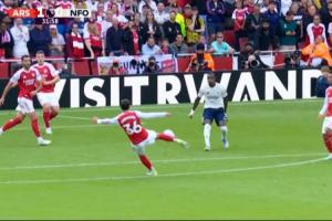 这球不服不行!苏维门迪凌空抽射超级世界波,取枪手生涯处子球 这球不服不行!苏维门迪凌空抽射超级世界波,取枪手生涯处子球