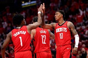 汤帅:KD是我最爱球员之一 上赛季我们西部第二&我们有经验了 汤帅:KD是我最爱球员之一 上赛季我们西部第二&我们有经验了