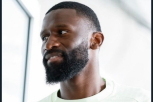 吕迪格感谢球迷关心:我将竭尽所能以最快速度回归最佳状态 吕迪格感谢球迷关心:我将竭尽所能以最快速度回归最佳状态