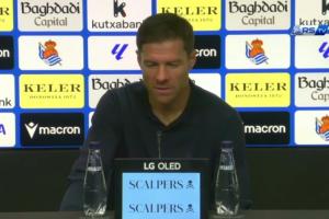 阿隆索:赫伊森应黄牌!裁判解释我不信服 本赛季还会有以少打多 阿隆索:赫伊森应黄牌!裁判解释我不信服 本赛季还会有以少打多