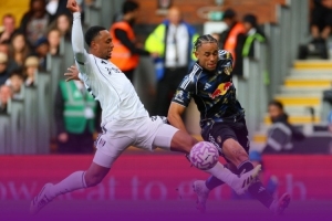 伤心地!利兹联在英超做客伦敦球队已遭遇9连败,狂丢27球 伤心地!利兹联在英超做客伦敦球队已遭遇9连败,狂丢27球