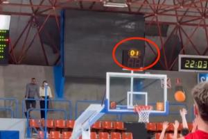 没超时!豪友记晒余嘉豪绝杀被吹掉视频:教练说嘉豪属于西甲球员 没超时!豪友记晒余嘉豪绝杀被吹掉视频:教练说嘉豪属于西甲球员