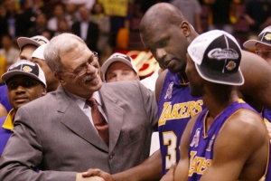 麦迪:科比三连冠时不次于沙克但被媒体塑造成了二当家 KD也一样 麦迪:科比三连冠时不次于沙克但被媒体塑造成了二当家 KD也一样