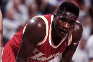 威尔金斯:欣赏年轻球星 也希望他们别拿我们当靶子证明他的观点 威尔金斯:欣赏年轻球星 也希望他们别拿我们当靶子证明他的观点