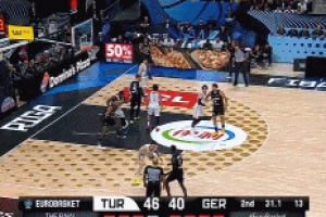 攻防都靠你!施罗德传球失误被反击 小瓦格纳送追身大帽弥补! 攻防都靠你!施罗德传球失误被反击 小瓦格纳送追身大帽弥补!