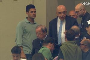 即将回归米兰任职!加利亚尼现场观赛米兰vs博洛尼亚 即将回归米兰任职!加利亚尼现场观赛米兰vs博洛尼亚