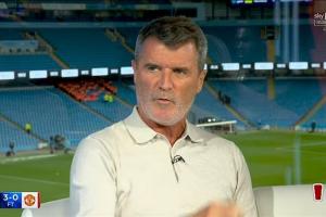 软😡基恩:曼联在曼市德比甚至连张黄牌都没有,球员都在散步 软😡基恩:曼联在曼市德比甚至连张黄牌都没有,球员都在散步