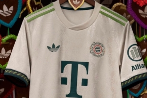 拜仁推出125周年特别版啤酒节球衣,主场对不莱梅将首次使用 拜仁推出125周年特别版啤酒节球衣,主场对不莱梅将首次使用