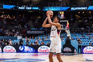 你也记一功!席尔瓦替补22分钟 9中5&三分4中3贡献13分4篮板 你也记一功!席尔瓦替补22分钟 9中5&三分4中3贡献13分4篮板