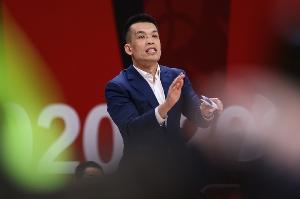 解立彬:总决赛首场的节奏不亚于CBA 很高兴球队能继续进步 解立彬:总决赛首场的节奏不亚于CBA 很高兴球队能继续进步