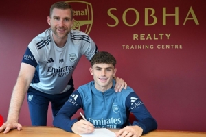 官方:阿森纳为其青年队签下19岁的边锋史蒂文斯 官方:阿森纳为其青年队签下19岁的边锋史蒂文斯