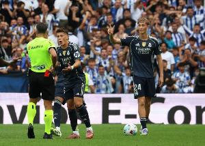 世体:裁委会周四将解释曼萨诺直红罚下赫伊森的判罚是否正确 世体:裁委会周四将解释曼萨诺直红罚下赫伊森的判罚是否正确