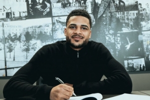 图片报:布伦特福德有意多特19岁后卫卡巴尔,准备为其付2000万欧 图片报:布伦特福德有意多特19岁后卫卡巴尔,准备为其付2000万欧