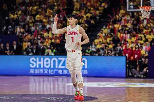 篮网媒体:预计曾凡博很快也会和篮网签约 他已经抵达纽约 篮网媒体:预计曾凡博很快也会和篮网签约 他已经抵达纽约