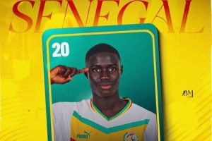 邮报:塞内加尔17岁边锋埃蒂安-门迪在曼联试训 邮报:塞内加尔17岁边锋埃蒂安-门迪在曼联试训