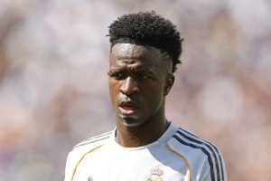 自2022年10月对阵矿工以来，维尼修斯首次在欧冠没有为皇马首发