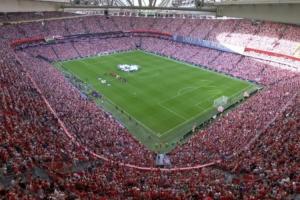 欧冠回来了🔥毕巴vs阿森纳开打,圣马梅斯球场座无虚席声势震撼 欧冠回来了🔥毕巴vs阿森纳开打,圣马梅斯球场座无虚席声势震撼