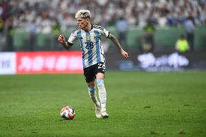 记者:斯卡洛尼告知加纳乔在竞争中落后,但仍有去世界杯的机会 记者:斯卡洛尼告知加纳乔在竞争中落后,但仍有去世界杯的机会