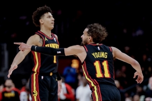 特雷-杨:只要杰伦-约翰逊保持健康 新赛季他会成全明星 特雷-杨:只要杰伦-约翰逊保持健康 新赛季他会成全明星