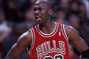 科尔:乔丹会通过高效地方式激励队友 邓肯&库里则非常富有同理心 科尔:乔丹会通过高效地方式激励队友 邓肯&库里则非常富有同理心