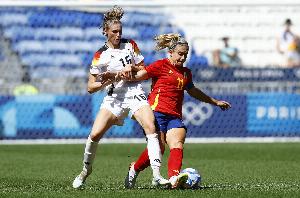 拒绝高薪+长约!ESPN:普特拉斯决定留在巴萨女足,拒绝巴黎邀约 拒绝高薪+长约!ESPN:普特拉斯决定留在巴萨女足,拒绝巴黎邀约