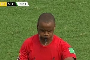 今日趣图:足球改踢85分钟,那利物浦新赛季就只赢了我厂😂 今日趣图:足球改踢85分钟,那利物浦新赛季就只赢了我厂😂