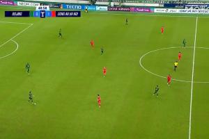 国安主场喝倒彩!不满球队表现,恩加德乌每次拿球球迷都发出嘘声 国安主场喝倒彩!不满球队表现,恩加德乌每次拿球球迷都发出嘘声