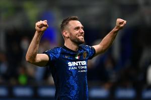 德弗里:我们取得满意的结果并掌控了比赛,对手只有一次好机会 德弗里:我们取得满意的结果并掌控了比赛,对手只有一次好机会