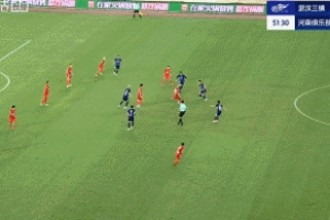 打花了!阿奇姆彭单刀过门将破门完成双响,河南客场4-0领先三镇 打花了!阿奇姆彭单刀过门将破门完成双响,河南客场4-0领先三镇