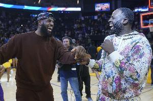 追梦认为詹姆斯是GOAT&乔丹让自己爱上篮球 静雨认同老詹历史最佳 追梦认为詹姆斯是GOAT&乔丹让自己爱上篮球 静雨认同老詹历史最佳