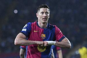 莱万达成巴萨生涯100胜里程碑,出战151场103球20助 莱万达成巴萨生涯100胜里程碑,出战151场103球20助