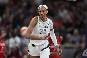 阿贾-威尔逊3个MVP3个DPOY WNBA历史第2人! 阿贾-威尔逊3个MVP3个DPOY WNBA历史第2人!