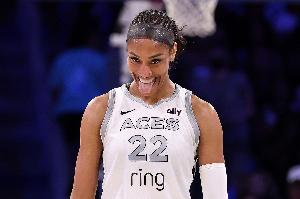 阿贾-威尔逊三获DPOY并列WNBA历史第三 仅次凯琴斯&福尔斯 阿贾-威尔逊三获DPOY并列WNBA历史第三 仅次凯琴斯&福尔斯