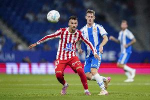 世体:巴埃纳可能下周三复出,他和吉梅内斯进行了传球等训练 世体:巴埃纳可能下周三复出,他和吉梅内斯进行了传球等训练