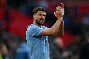 鲁本-迪亚斯:我和埃德森的关系特殊且永恒 与萨维尼奥共事很荣幸 鲁本-迪亚斯:我和埃德森的关系特殊且永恒 与萨维尼奥共事很荣幸