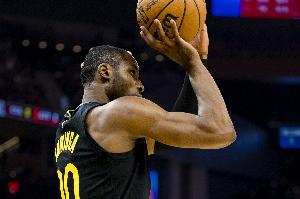 凯文-约翰逊:库明加的情况我感同身受 当年我在骑士给普莱斯替补 凯文-约翰逊:库明加的情况我感同身受 当年我在骑士给普莱斯替补