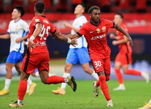 海港人士谈争冠:没有必要盯着其他人,专注于踢好自己比赛最关键 海港人士谈争冠:没有必要盯着其他人,专注于踢好自己比赛最关键