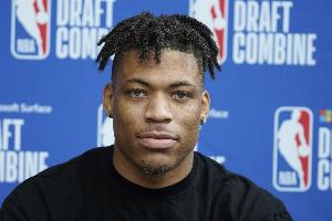 23年50号秀!黄蜂官方:球队签下自由球员前锋基昂泰-约翰逊 23年50号秀!黄蜂官方:球队签下自由球员前锋基昂泰-约翰逊